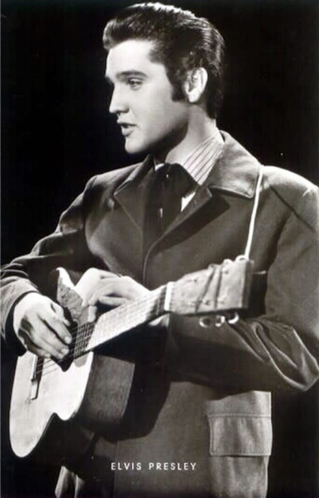 1,000's of Free Printable Elvis Presley Pictures