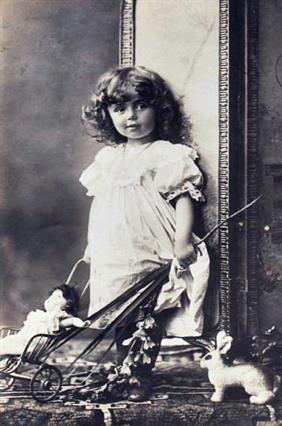 vintage-photos-victorian-children-1900toyrabbit