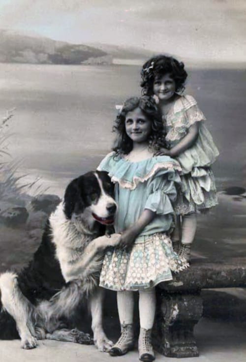 Free download and print vintage Victorian photos of children – nostalgic 19th-century portraits perfect for decor, crafts, collectors and history lovers.